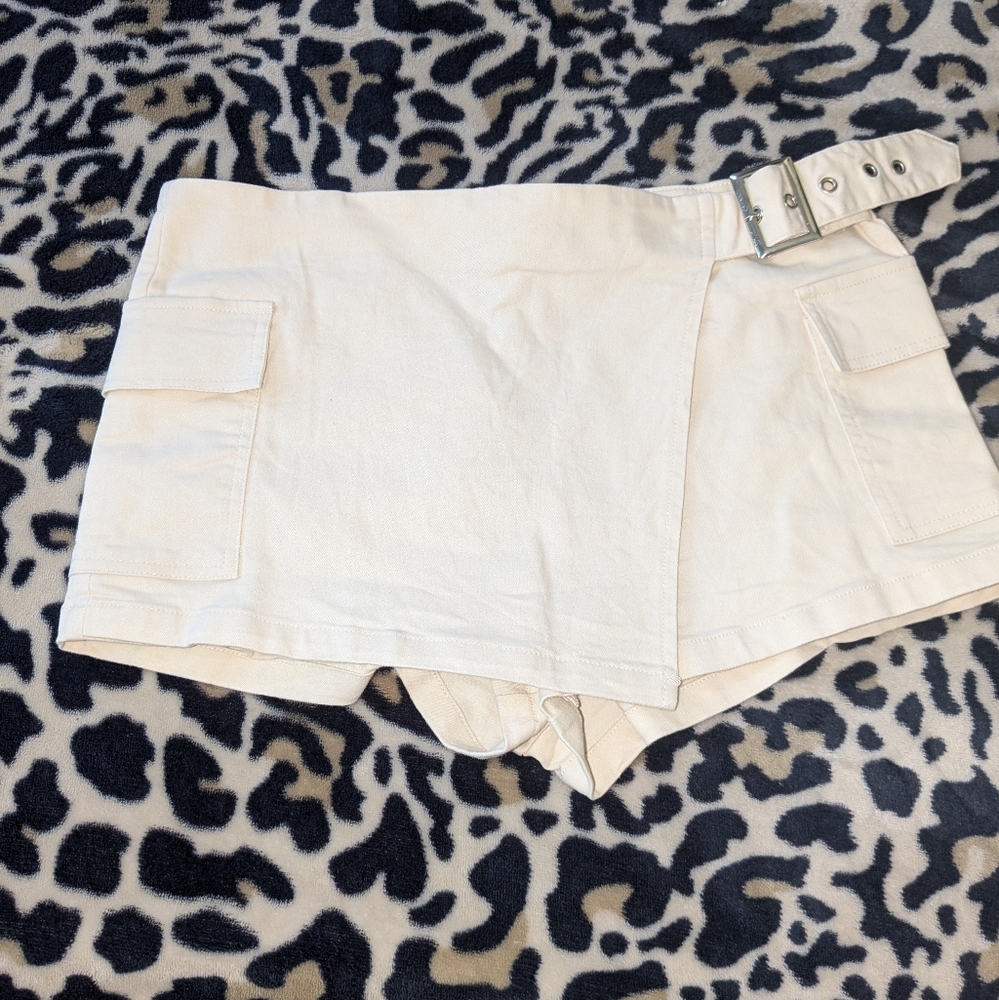 Superdown Size S Beige skort